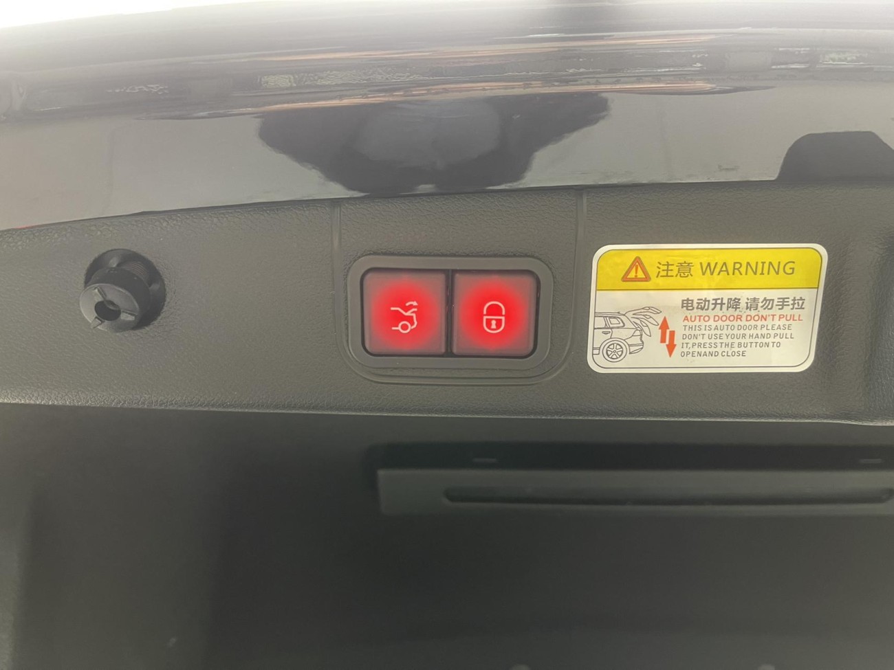 Mercedes-Benz E 300 2025