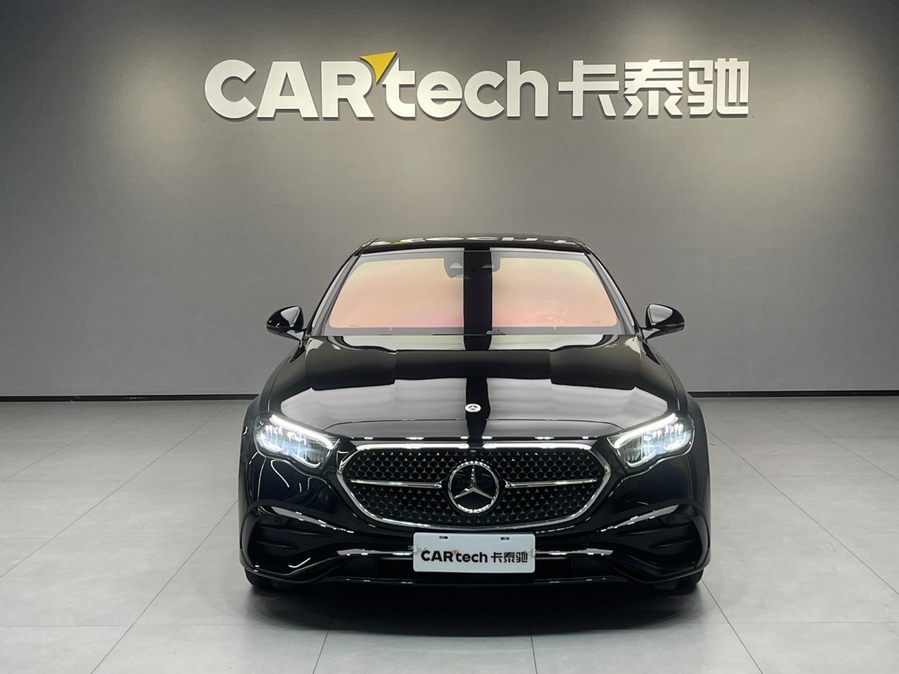 Mercedes-Benz E 300 2025