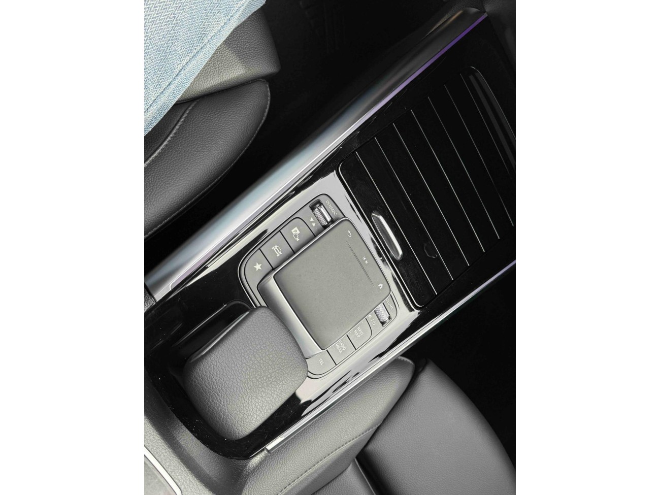 Mercedes-Benz GLA 200 2021