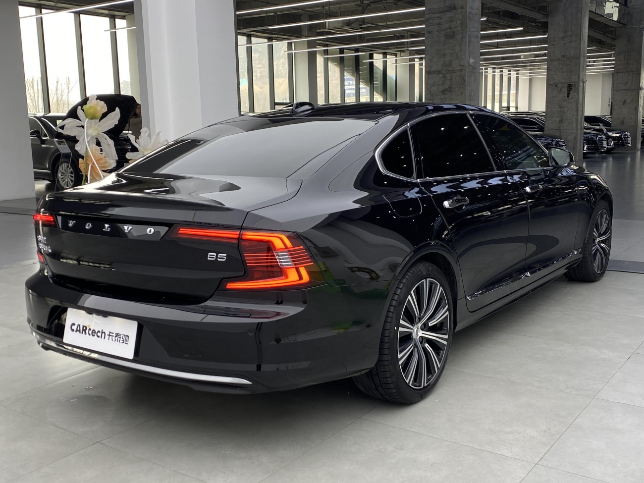 Volvo S90 2023