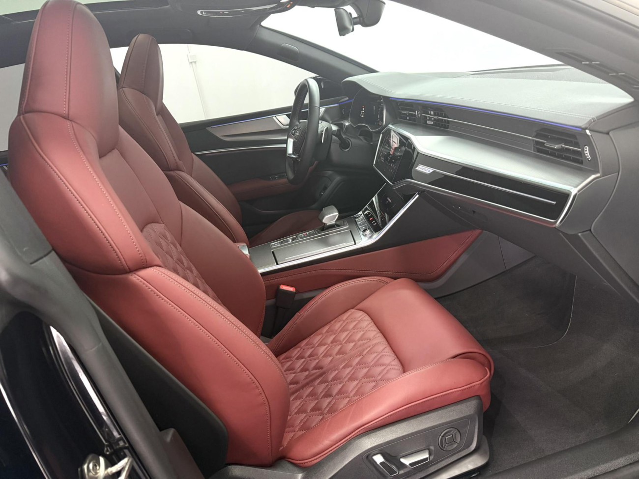 Audi A7L 45 TFSI 2024