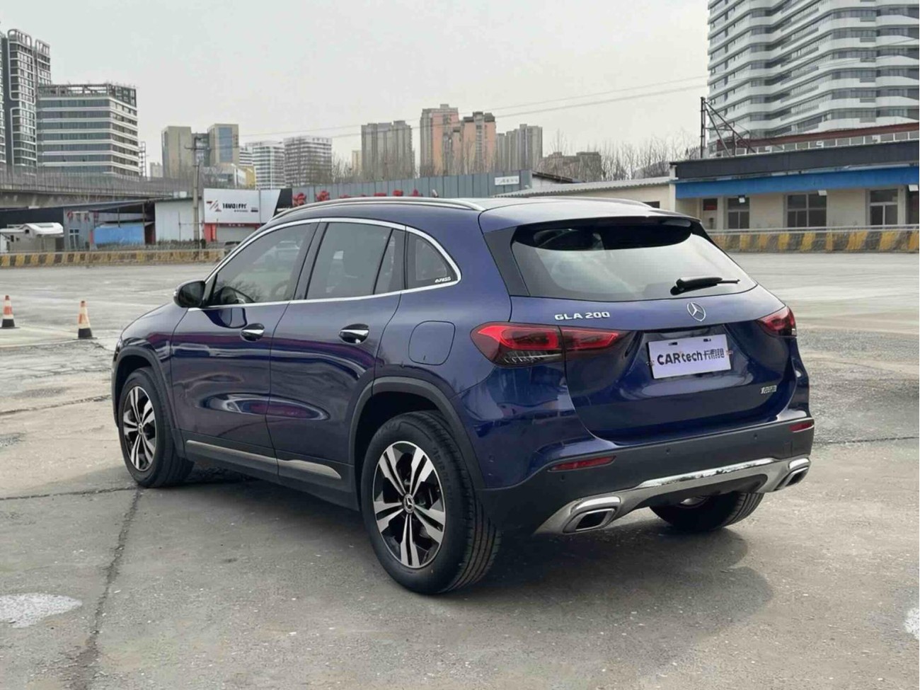 Mercedes-Benz GLA 200 2021