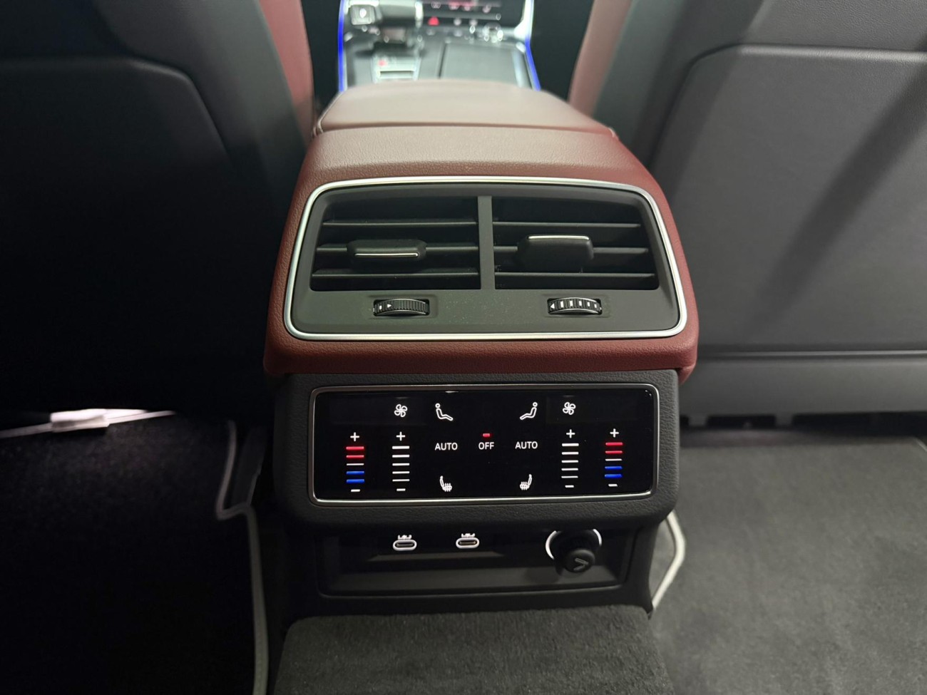 Audi A7L 45 TFSI 2024