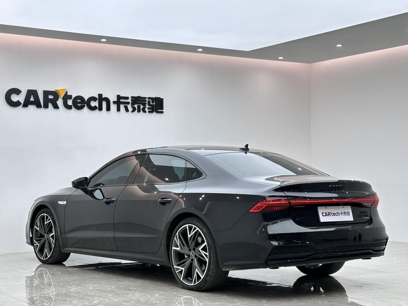 Audi A7L 45 TFSI 2023