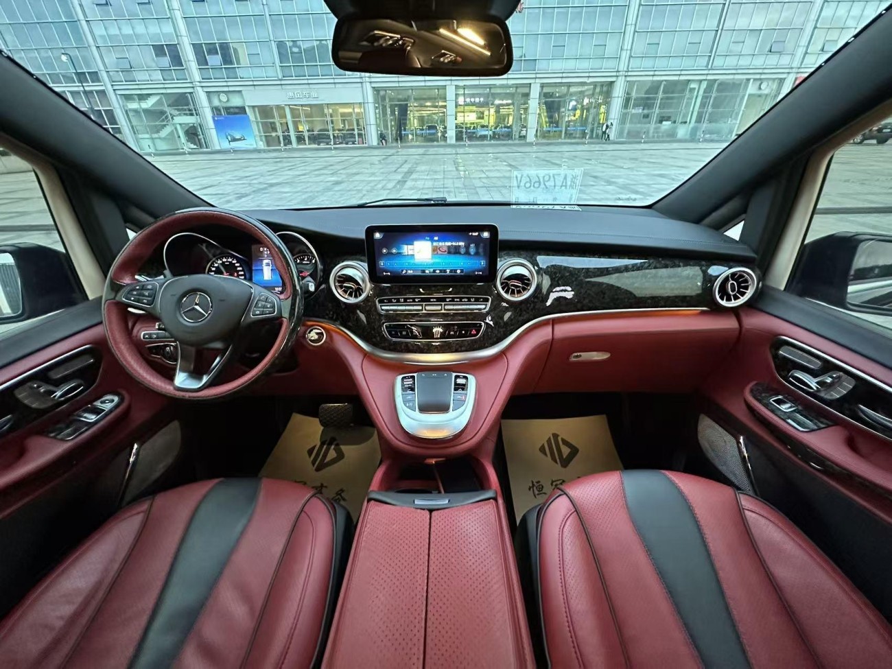 Mercedes-Benz V 2021