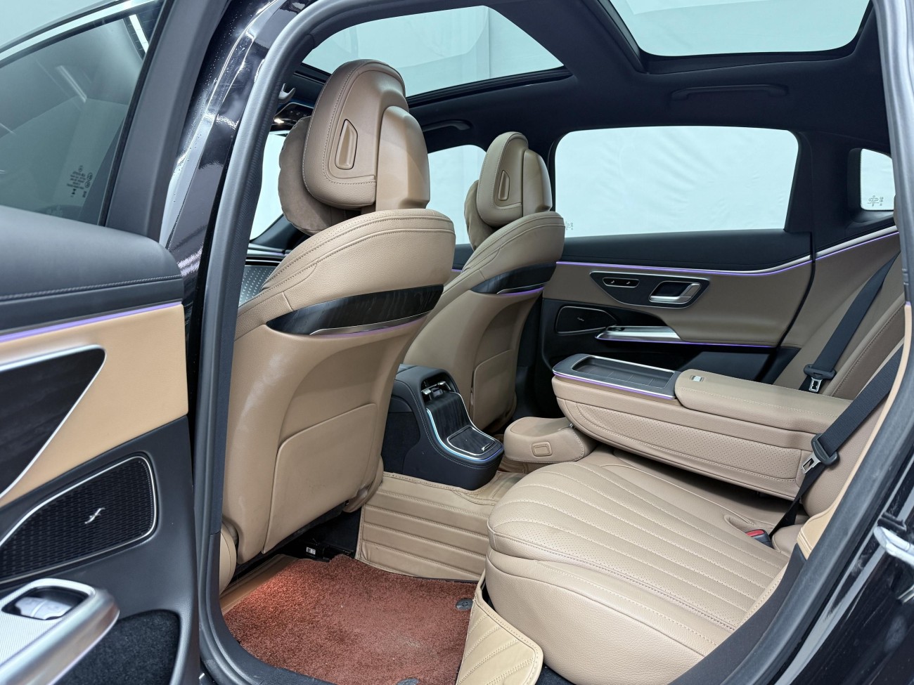 Mercedes-Benz E 300 L 2024