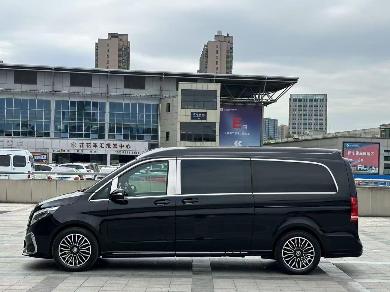 Mercedes-Benz V 2022