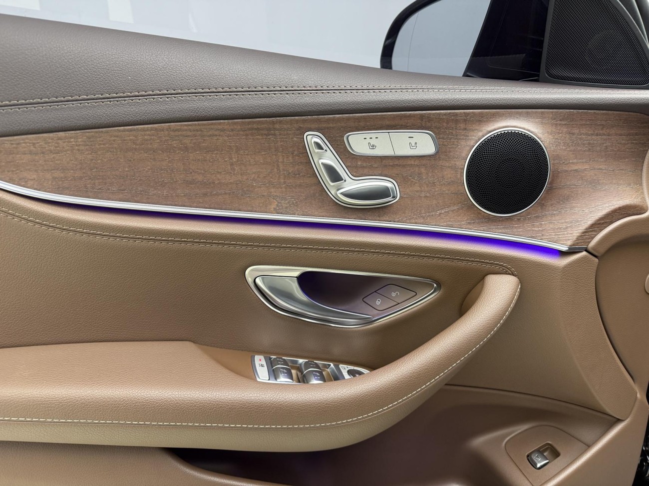 Mercedes-Benz E 260 L 2021