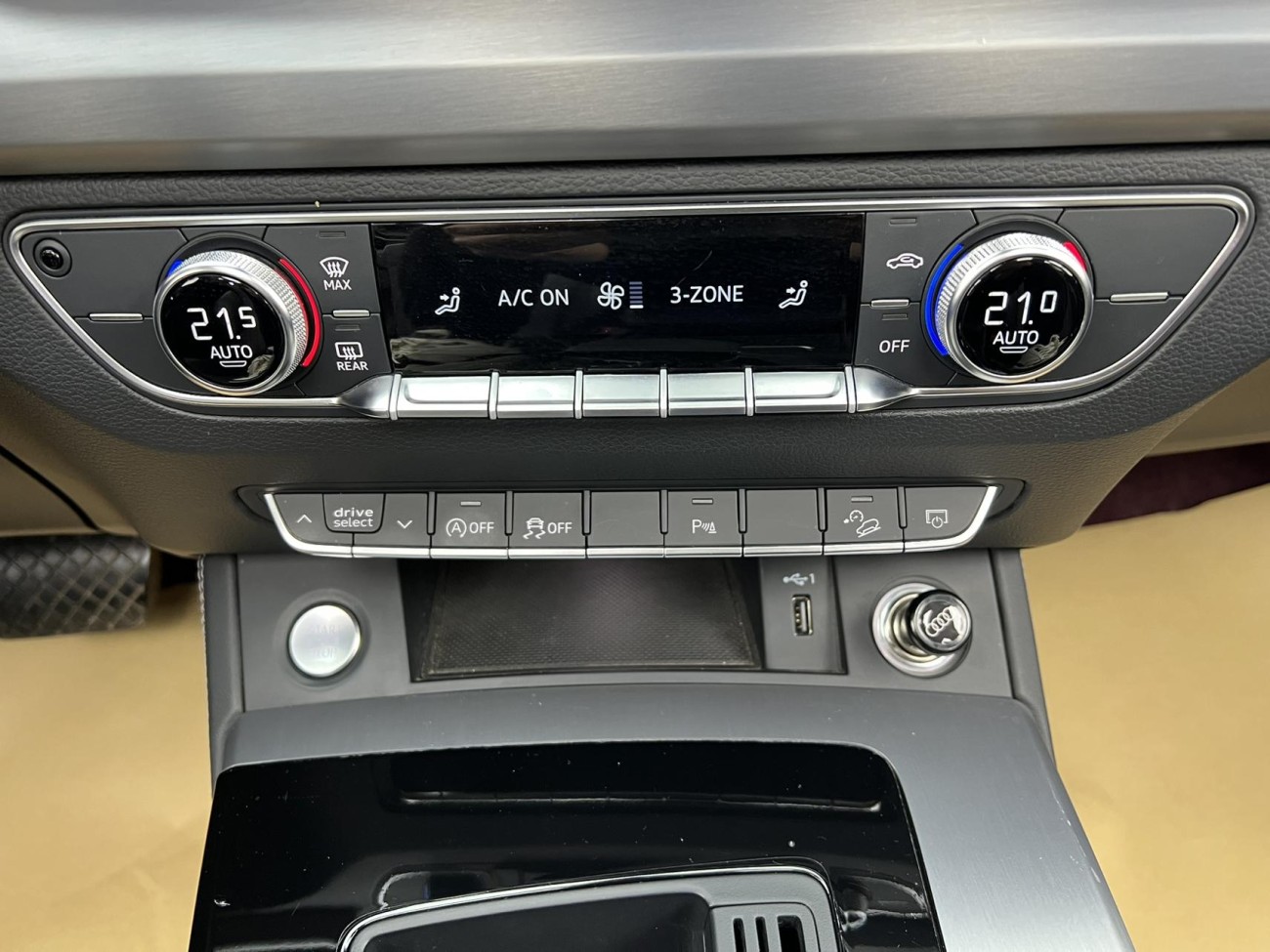 Audi Q5L 40 TFSI 2024