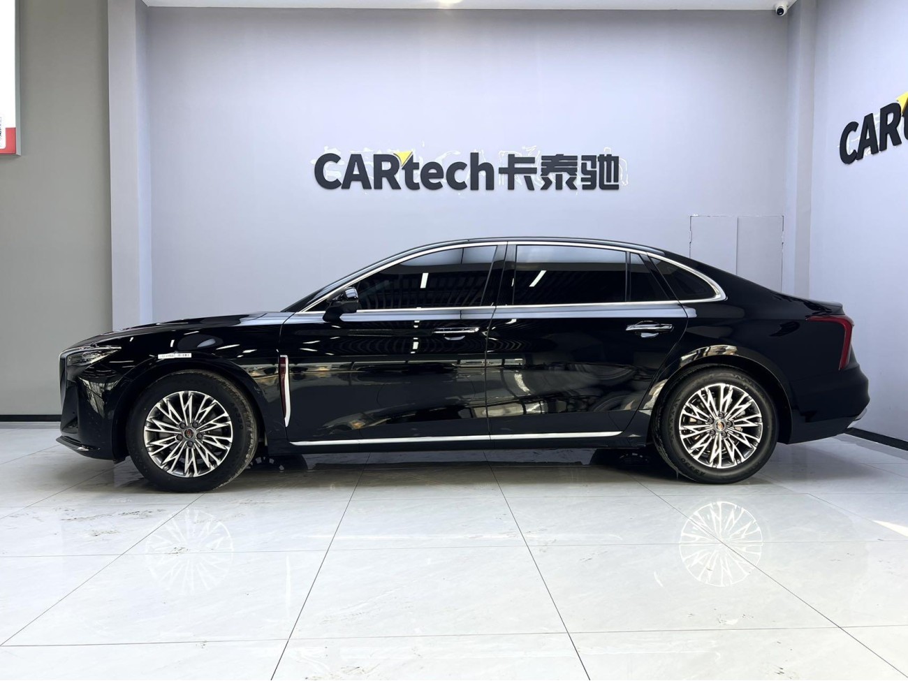 Hongqi H5 2026