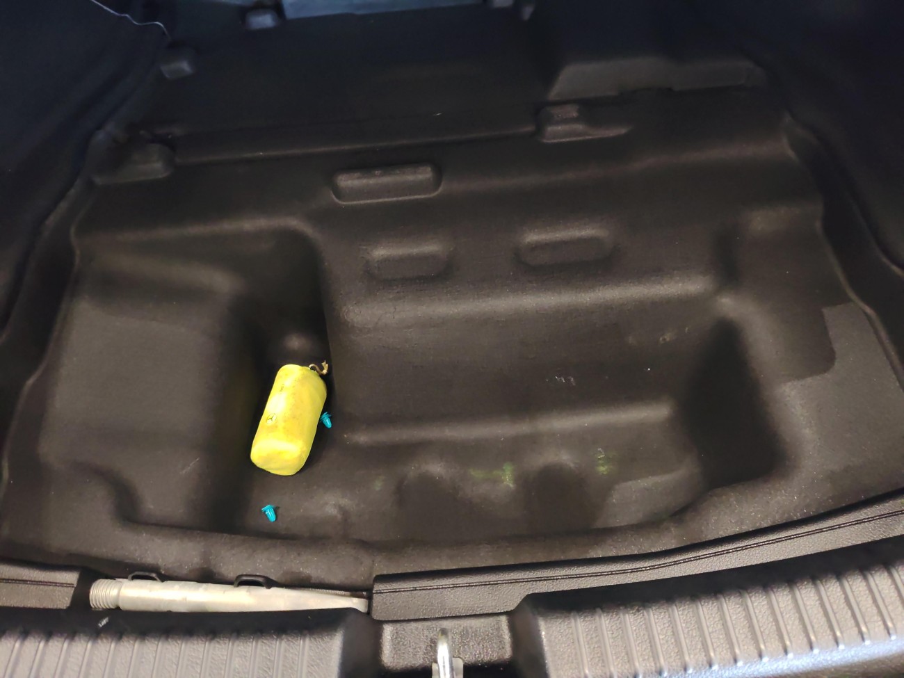 Mercedes-Benz C 200 L 2023