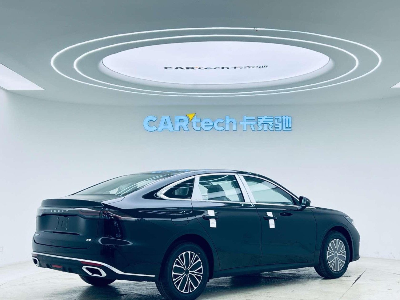 Geely Emgrand 2025