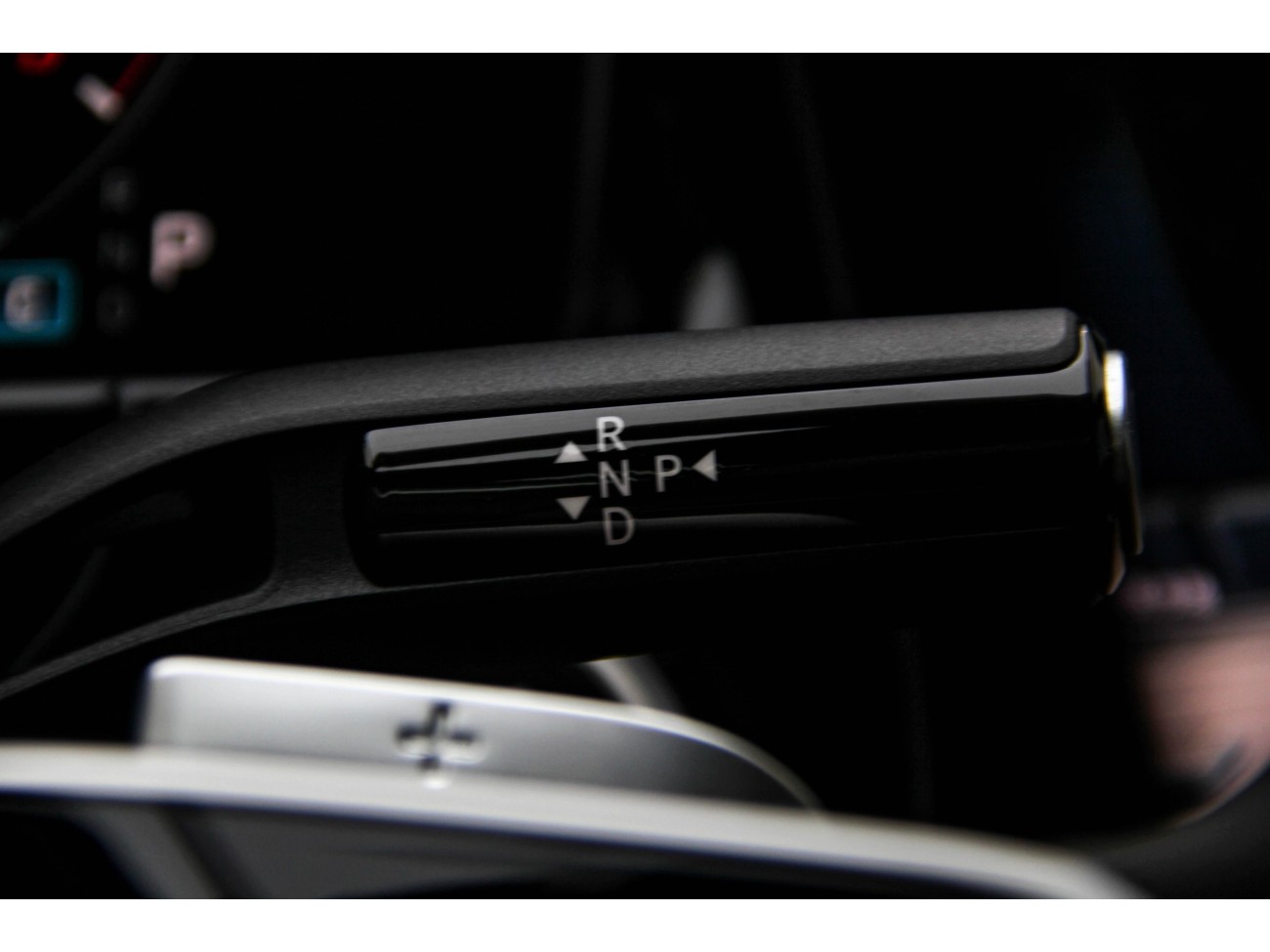 Mercedes-Benz E 300 L 2025