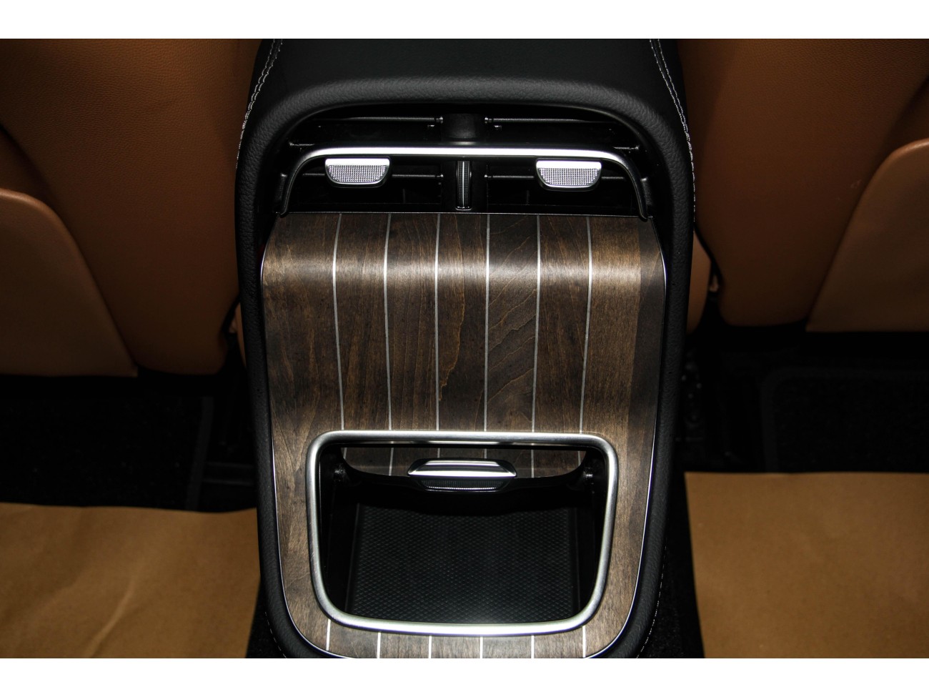 Mercedes-Benz E 300 L 2025