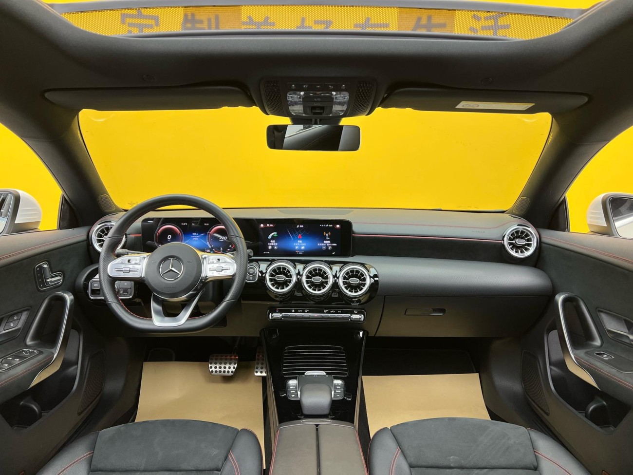 Mercedes-Benz CLA 200 2021