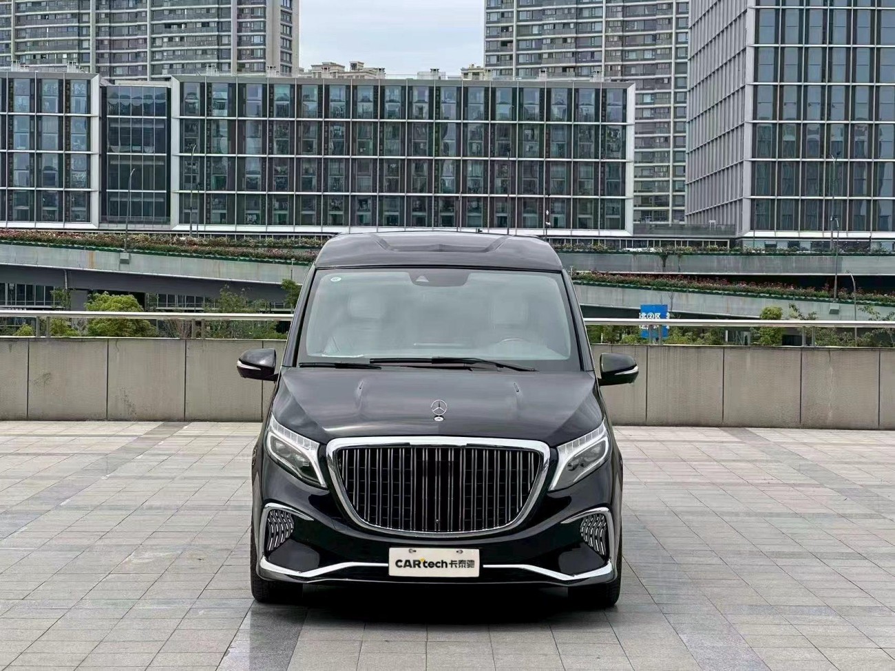 Mercedes-Benz V 2022