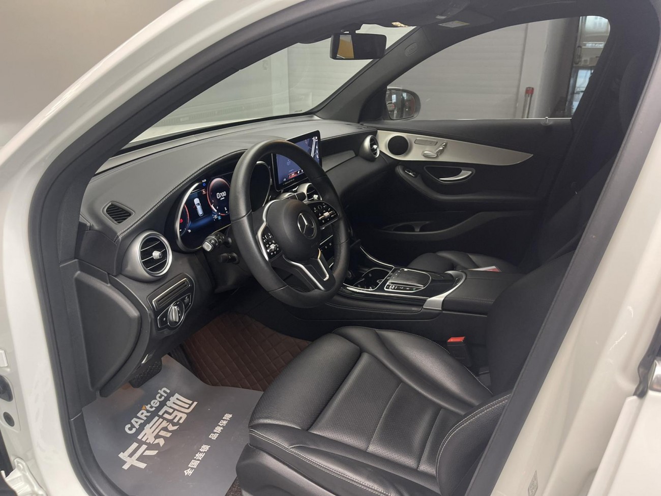 Mercedes-Benz GLC 260 L 2022