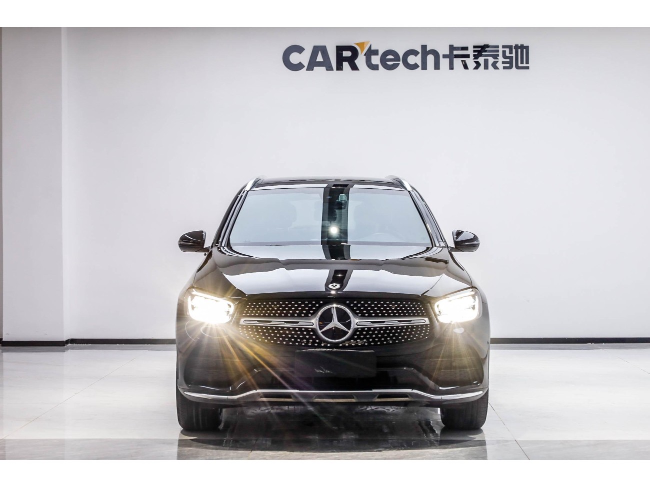 Mercedes-Benz GLC 260 L 2021