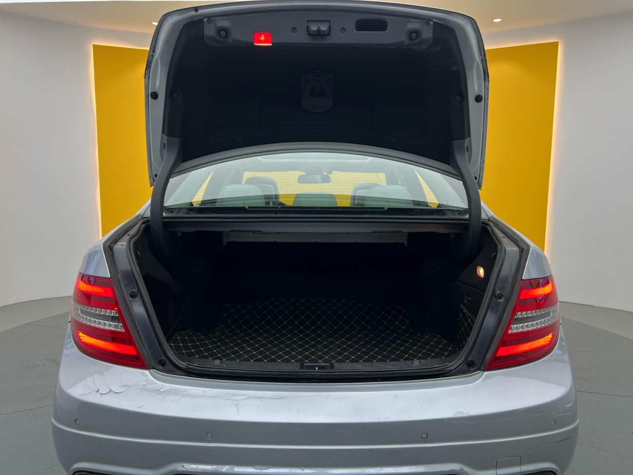 Mercedes-Benz C 260 2014