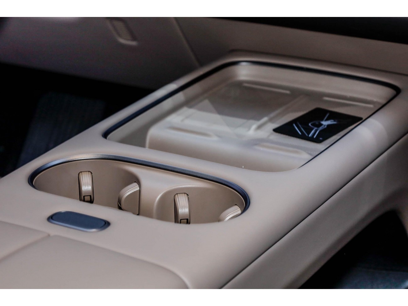 Li Auto i6 2025