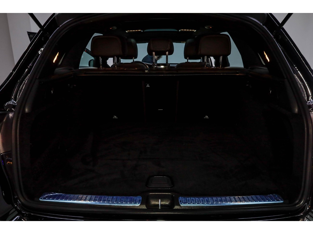 Mercedes-Benz GLC 260 L 2021