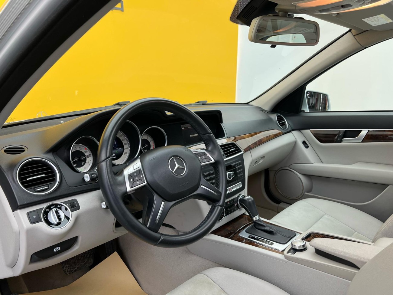 Mercedes-Benz C 260 2014