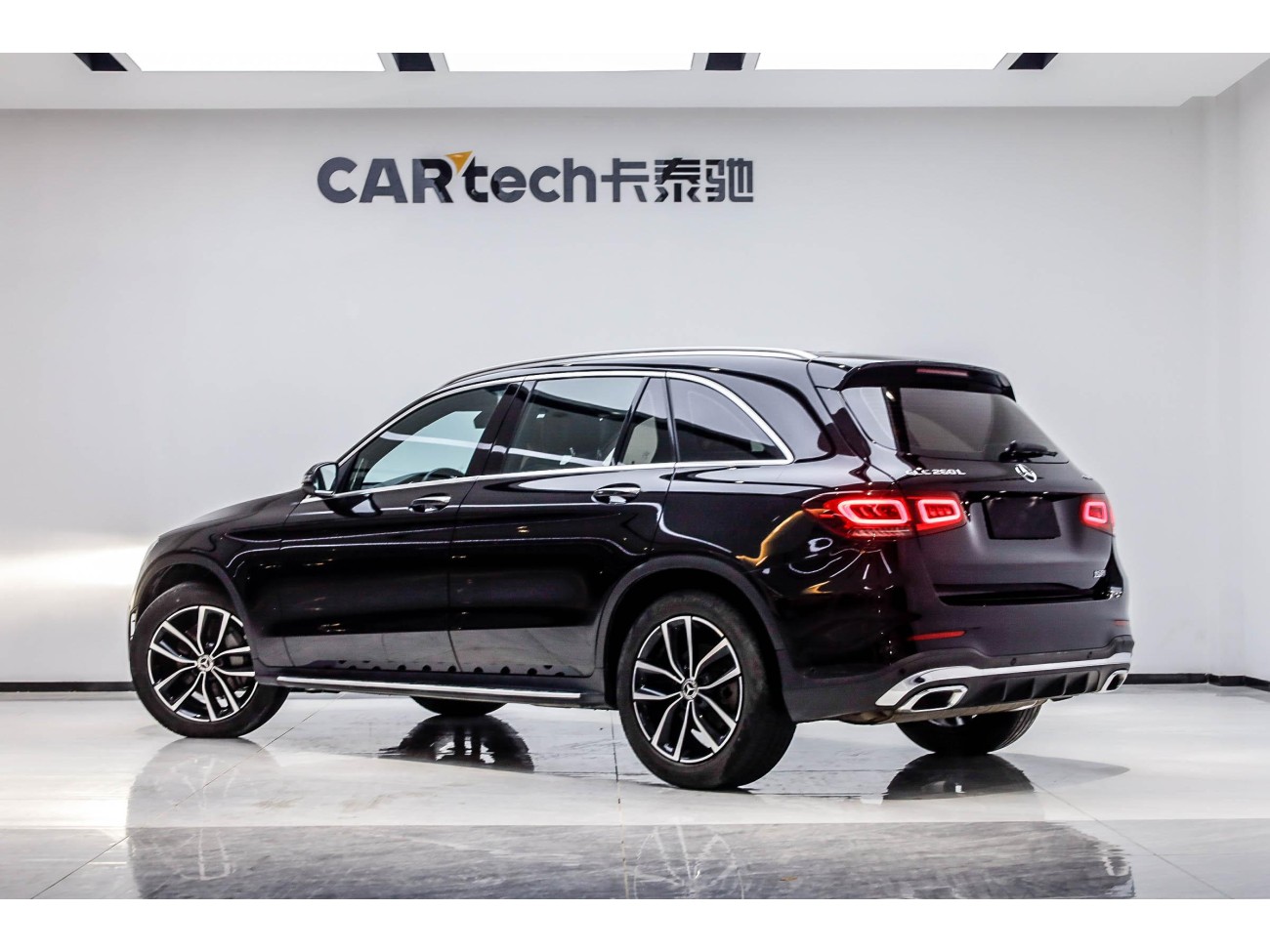 Mercedes-Benz GLC 260 L 2021
