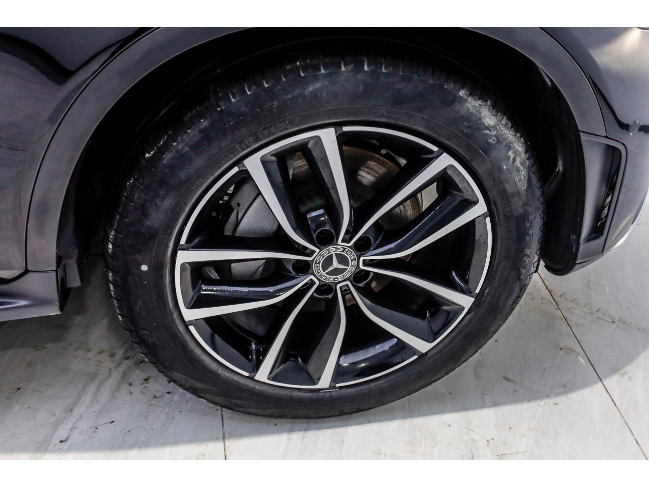 Mercedes-Benz GLC 260 L 2021