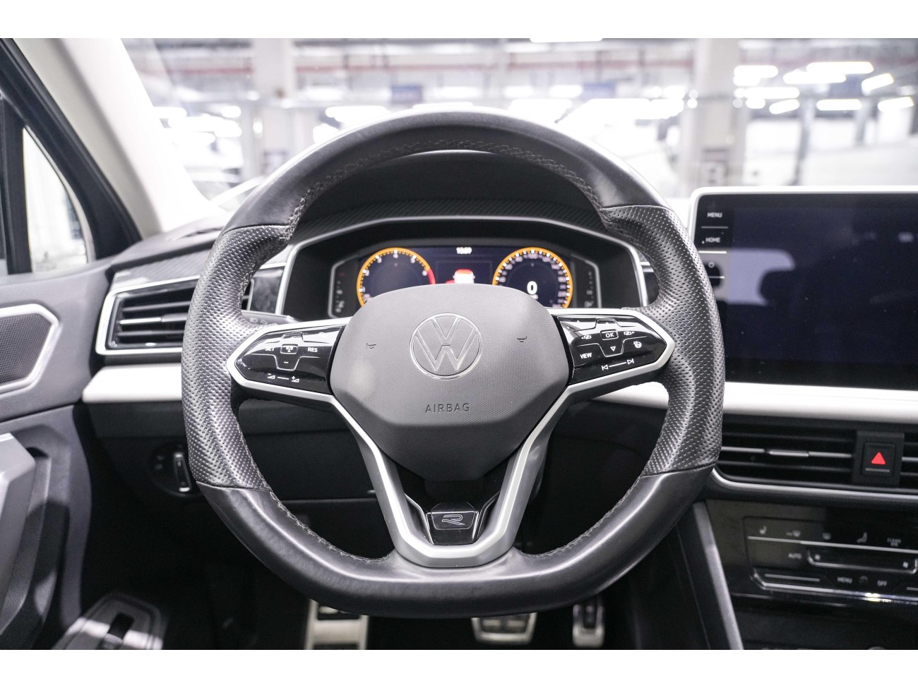 Volkswagen Tiguan L 2022