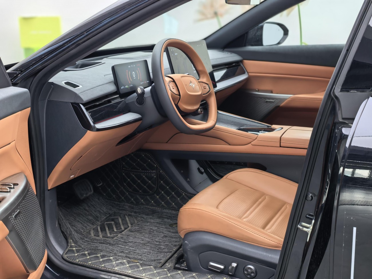 Dongfeng eπ007 2024