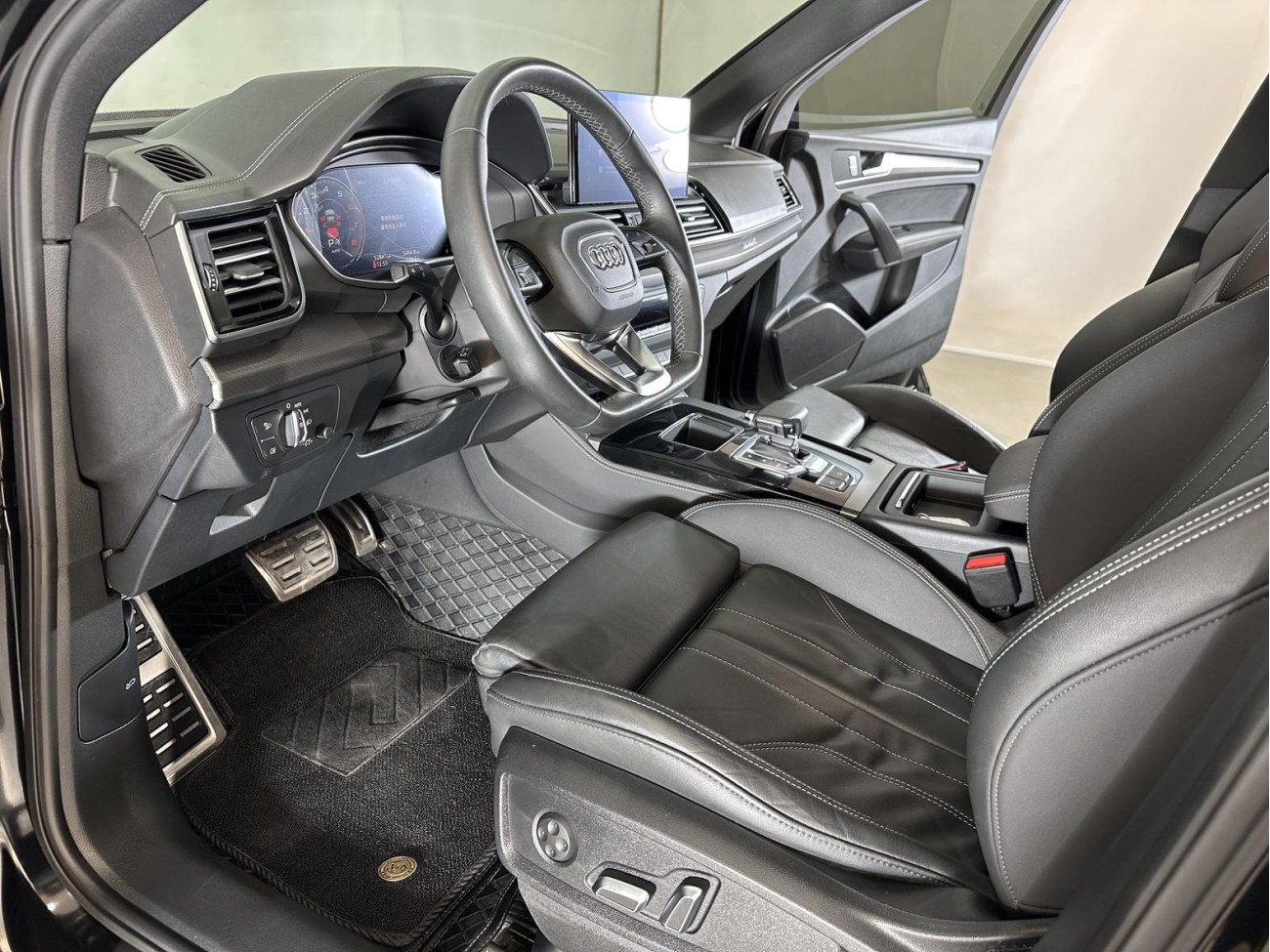 Audi Q5L 40 TFSI 2024