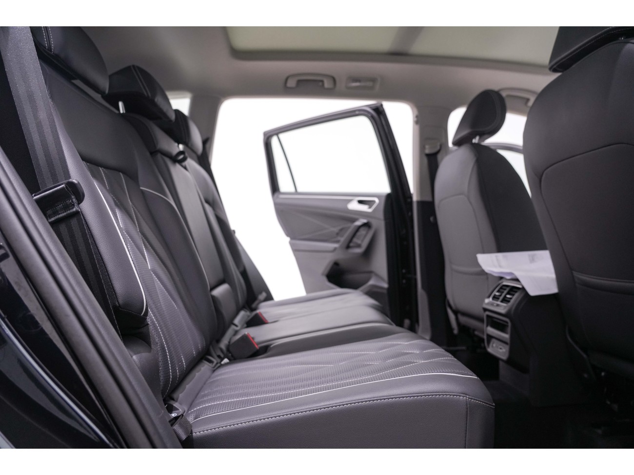 Volkswagen Tiguan L 2022