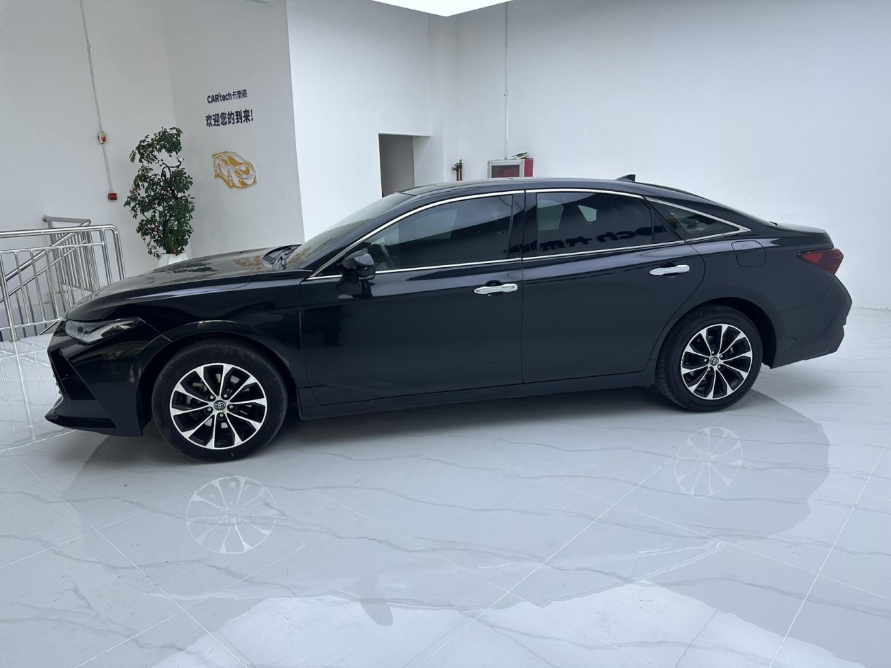 Toyota Avalon 2023