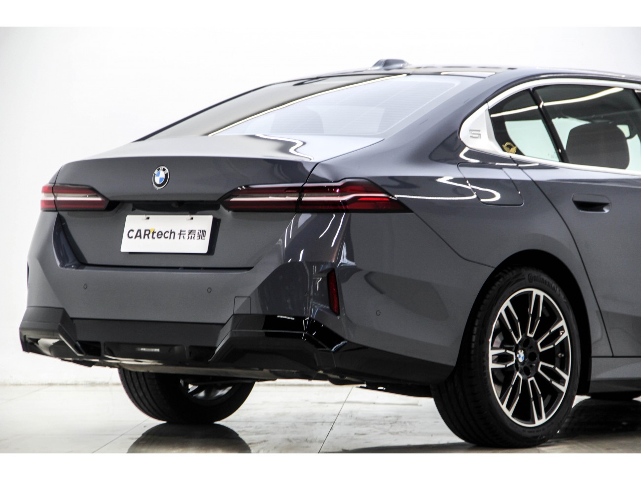 BMW 530Li 2025