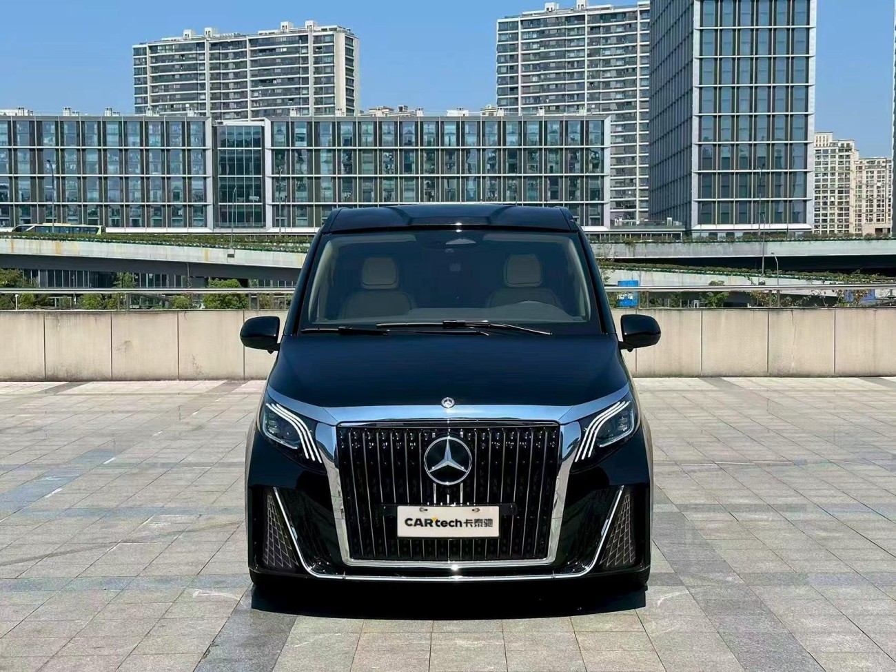 Mercedes-Benz 2024 2025