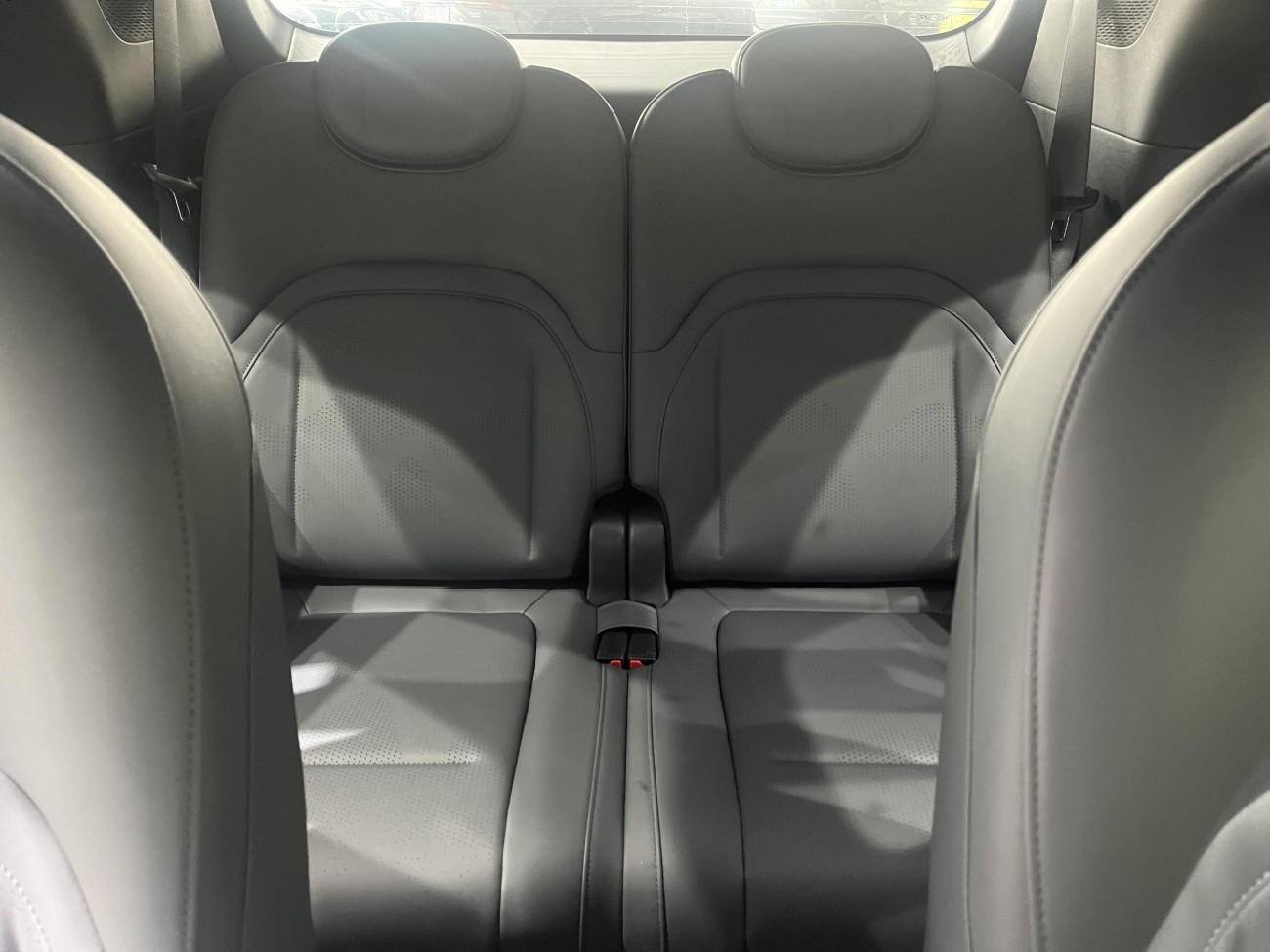 Dongfeng eπ008 2024