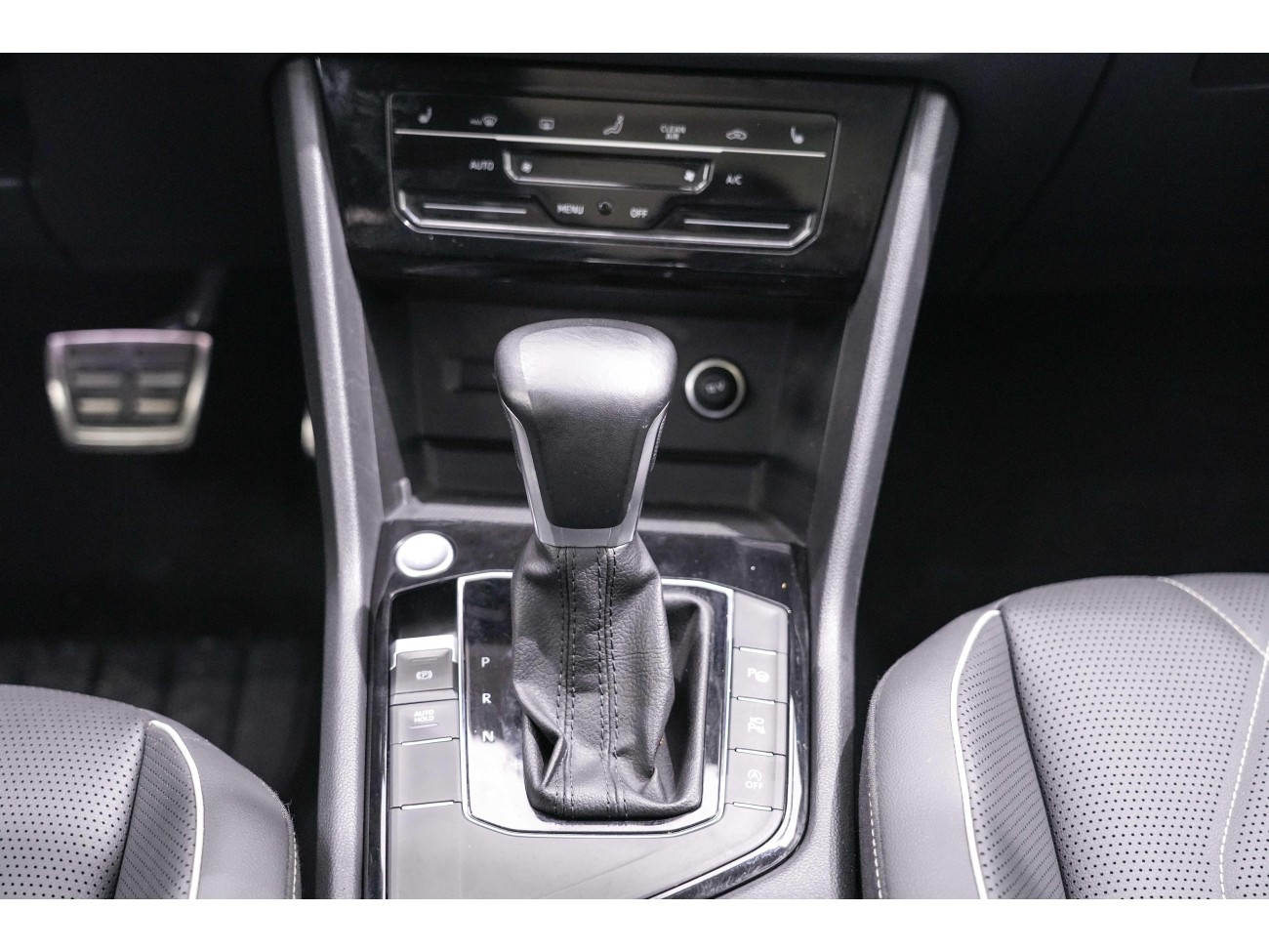 Volkswagen Tiguan L 2022