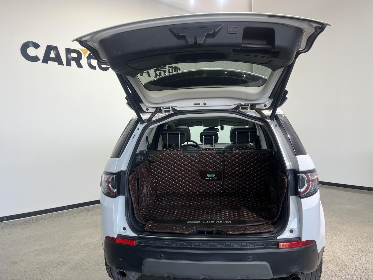 Land Rover Discovery 2018