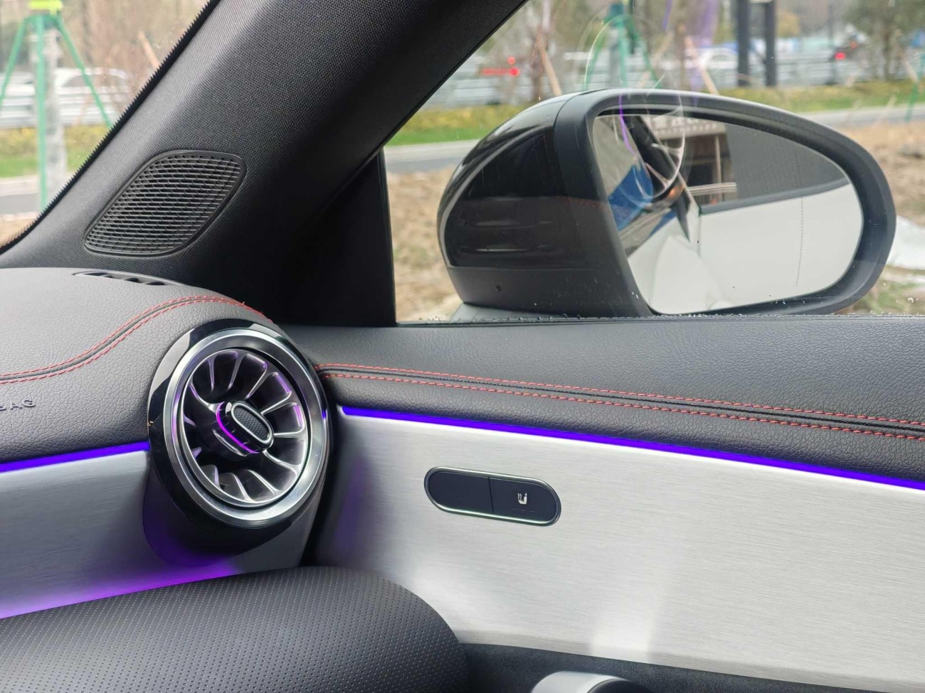 Mercedes-Benz CLA 200 4MATIC 2022