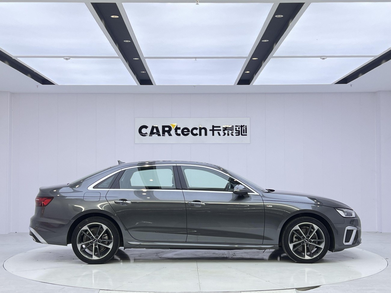 Audi A4L 45 TFSI 2023