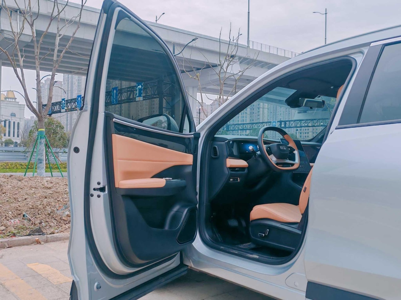 Geely Galaxy Galaxy L7 2024