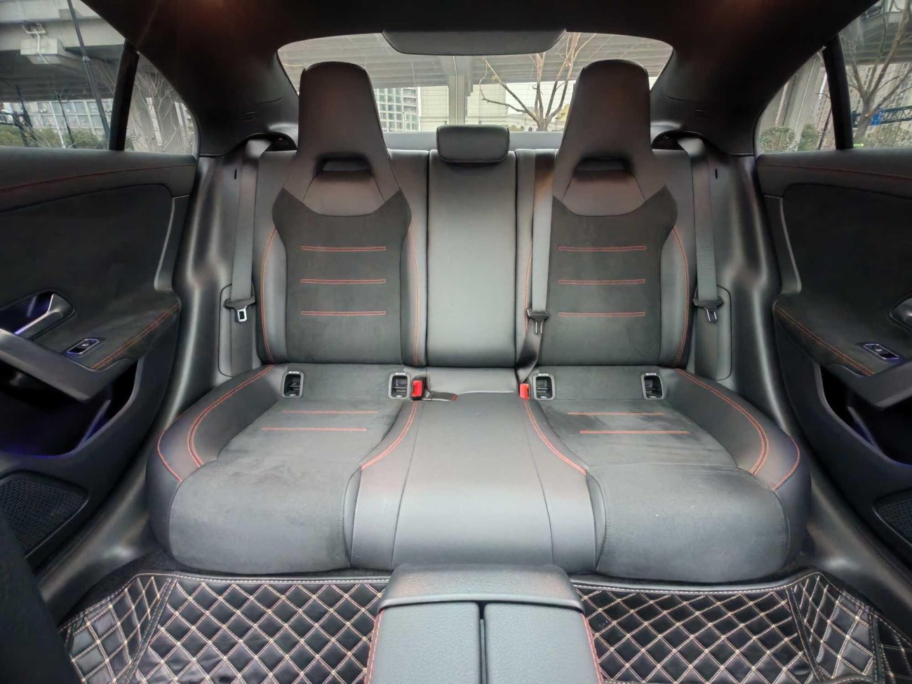 Mercedes-Benz CLA 200 4MATIC 2022