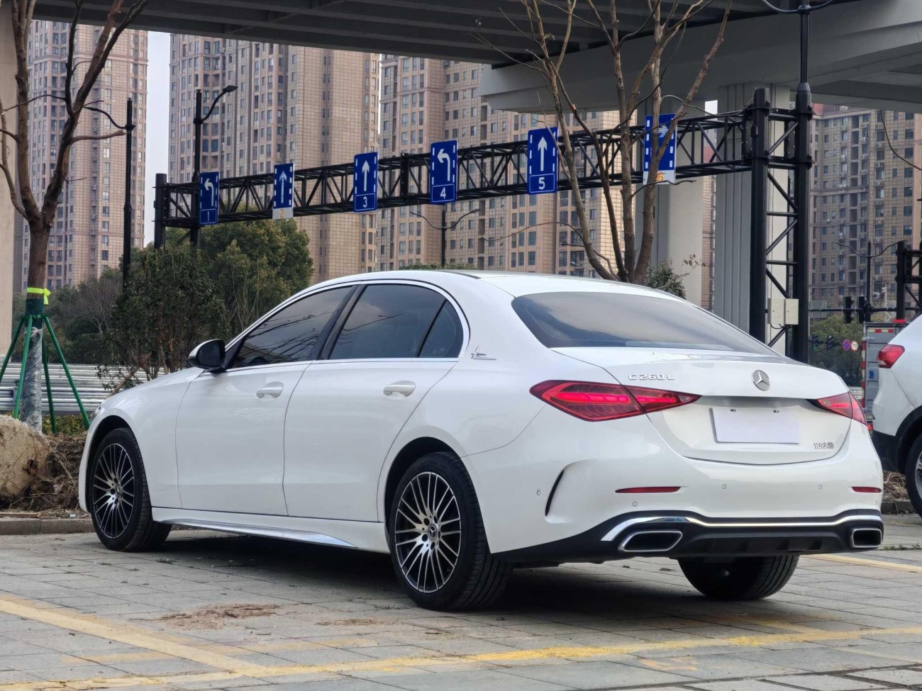 Mercedes-Benz C 200 L 2023