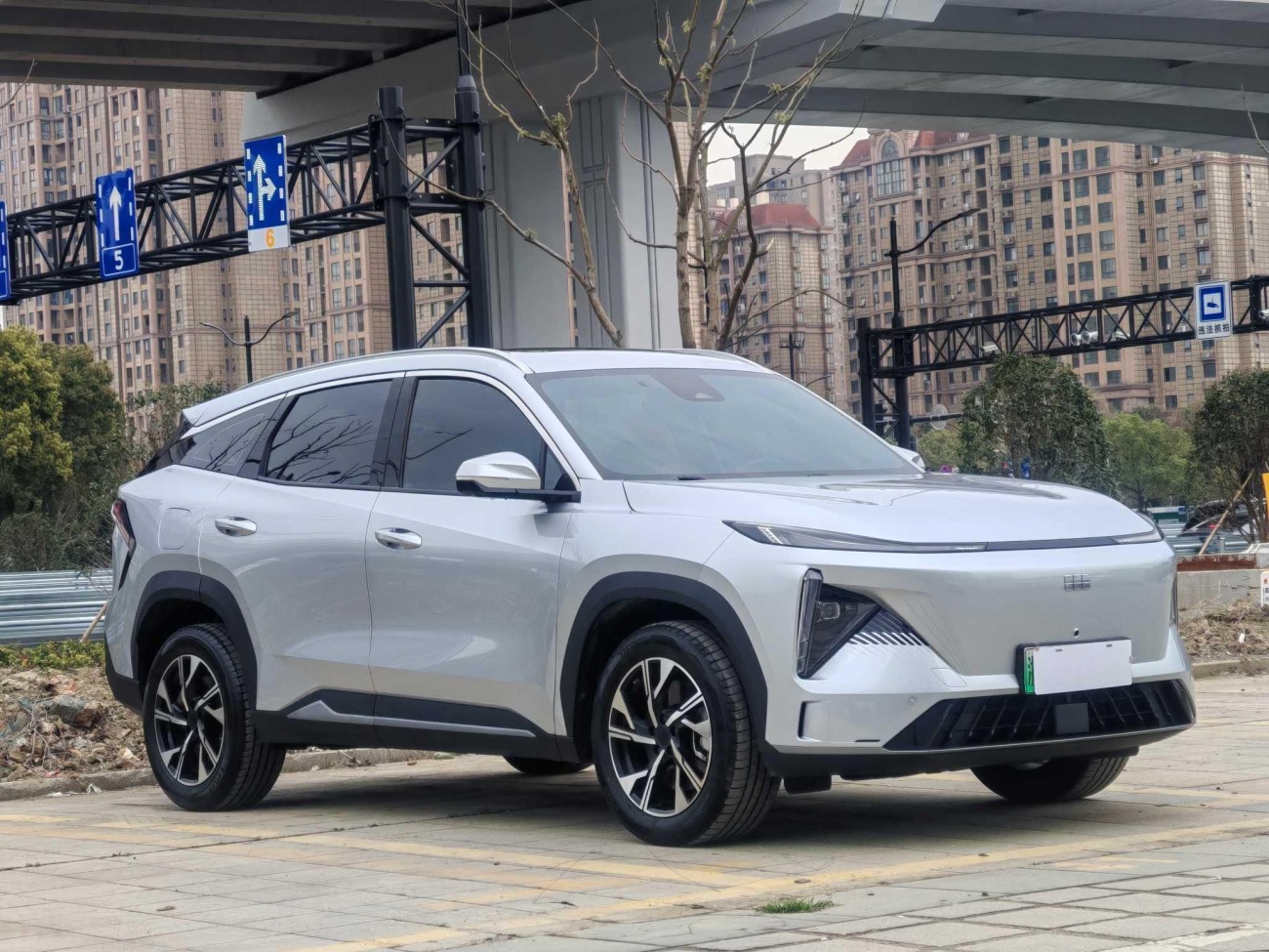 Geely Galaxy Galaxy L7 2024