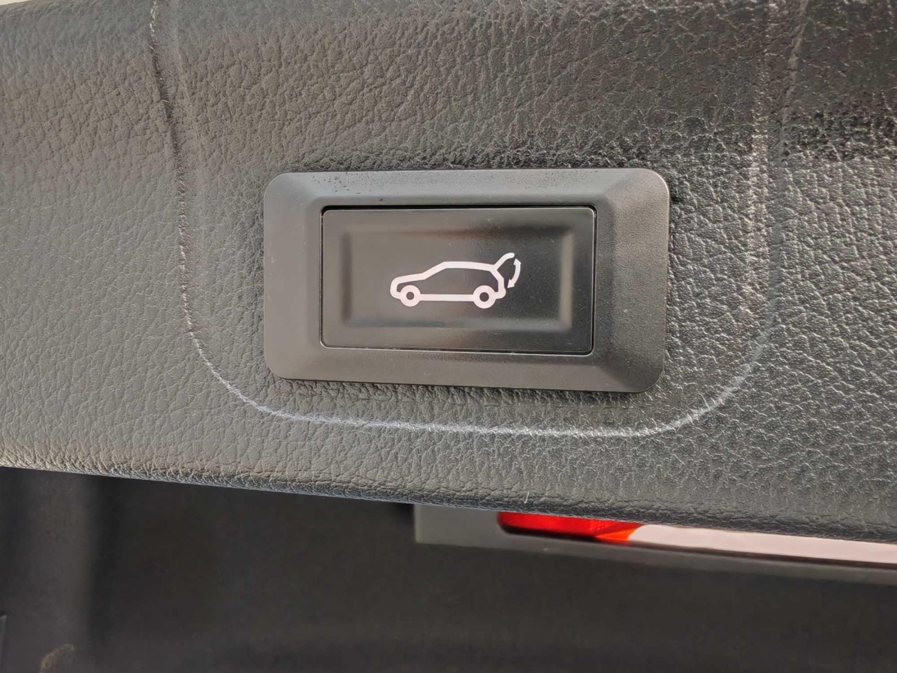 Mercedes-Benz C 200 L 2023