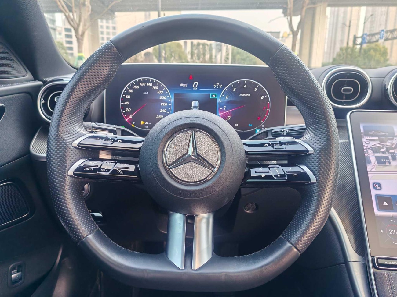 Mercedes-Benz C 200 L 2023