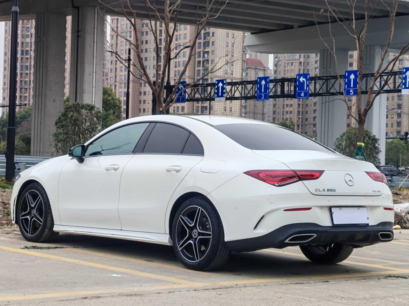 Mercedes-Benz CLA 200 4MATIC 2022