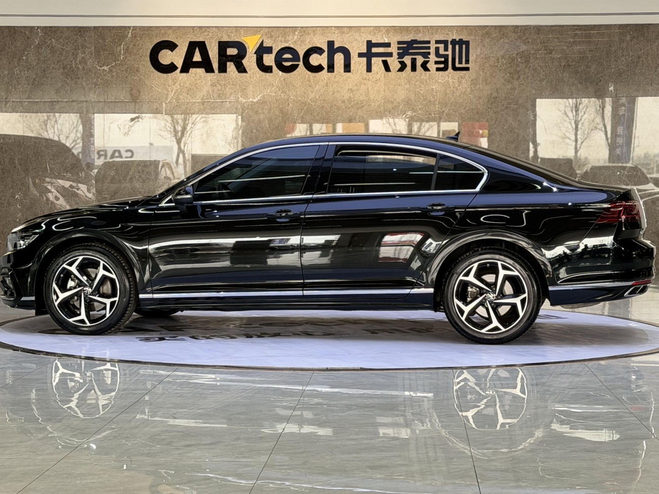 Volkswagen Magotan 2025