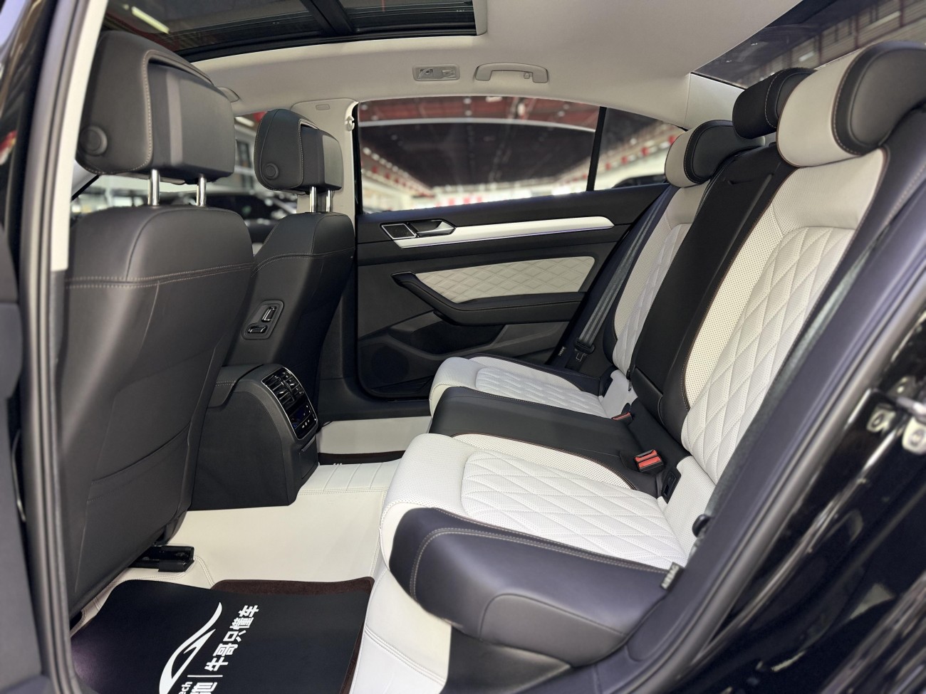 Volkswagen Magotan 2025