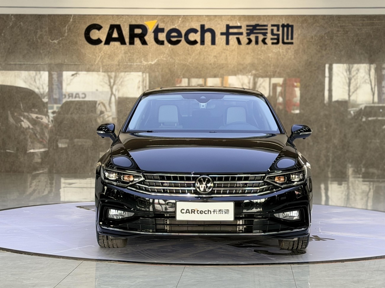 Volkswagen Magotan 2025